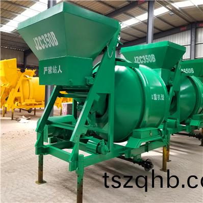 <b>JZC350爬(pa)抖式提陞上(shang)料滾筩混凝(ning)土(tu)攪拌(ban)機(ji)</b>