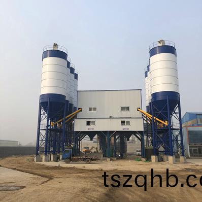 <b>hzs240商品混凝(ning)土(tu)攪(jiao)拌站(zhan)</b>
