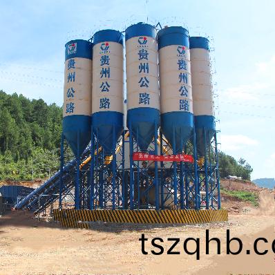 澤(ze)宇(yu)重工混(hun)凝土(tu)攪拌樓(lou)生(sheng)産線水泥(ni)鑵(guan)