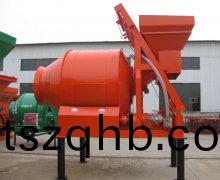 <b>750爬抖(dou)式(shi)滾筩(tong)混(hun)凝土攪(jiao)拌機</b>